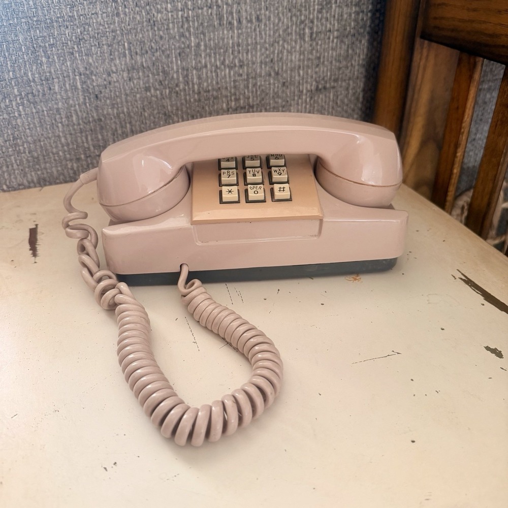 Vtg Starlite GTE Desk Mount Push Button Phone‎ Beige Pink Tone (untested)